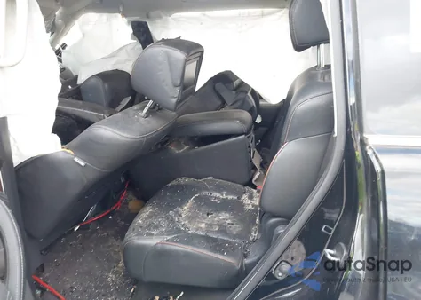 2017 Nissan Armada Platinum из США, поврежденный, VIN JN8AY2NE5H9706082